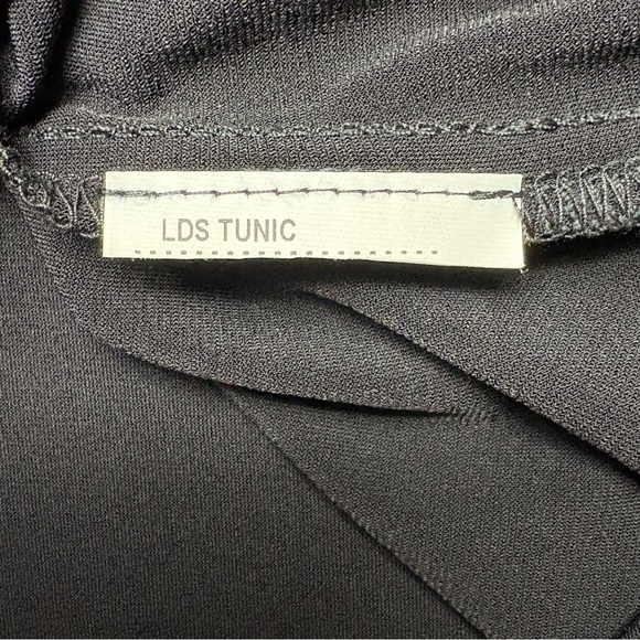 Joseph Ribkoff Zip Detail Tunic Top Size 8 Black Wrinkle Resistant 3/4 Sleeve - Picture 12 of 12